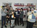 8. Grupa wychowawcza prezentuje maski i akcesoria karnawałowe 