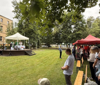 msza święta w parku